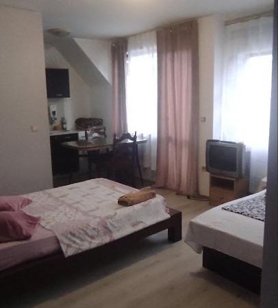 Apartment Ivaylo Varna Exterior photo