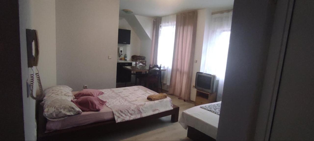 Apartment Ivaylo Varna Exterior photo
